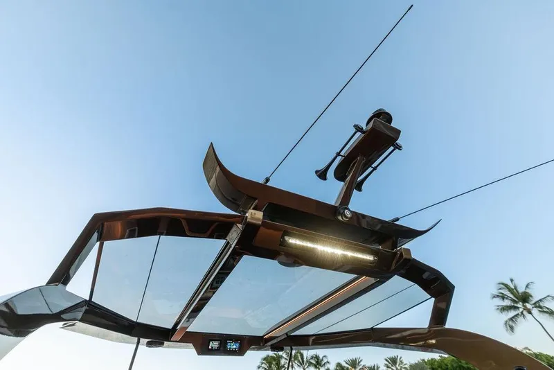 Slide: The Image of Modern DeKoning 43 yacht roof with sleek design and advanced equipment, 2023 model. - 25