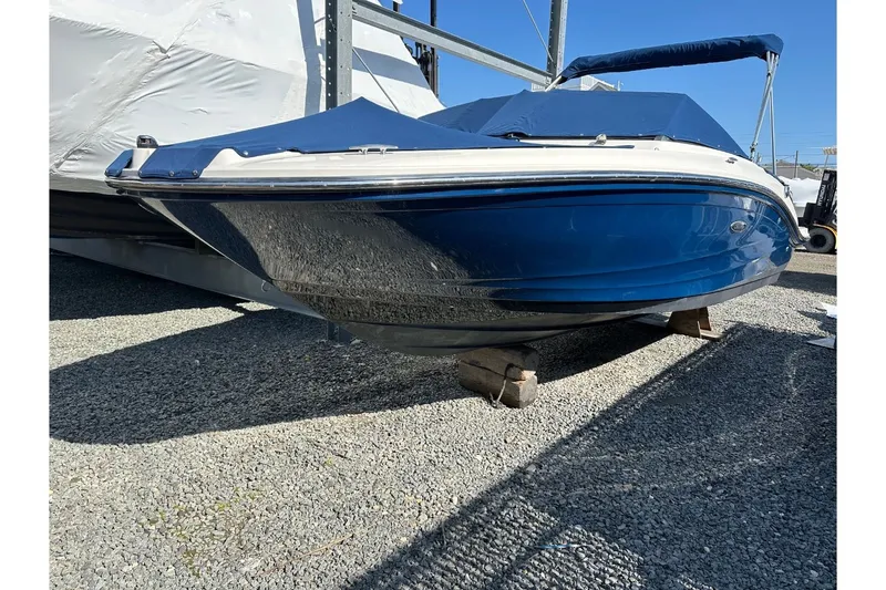 Slide: The Image of Sea Ray SPX 190 Outboard 2022 - 23