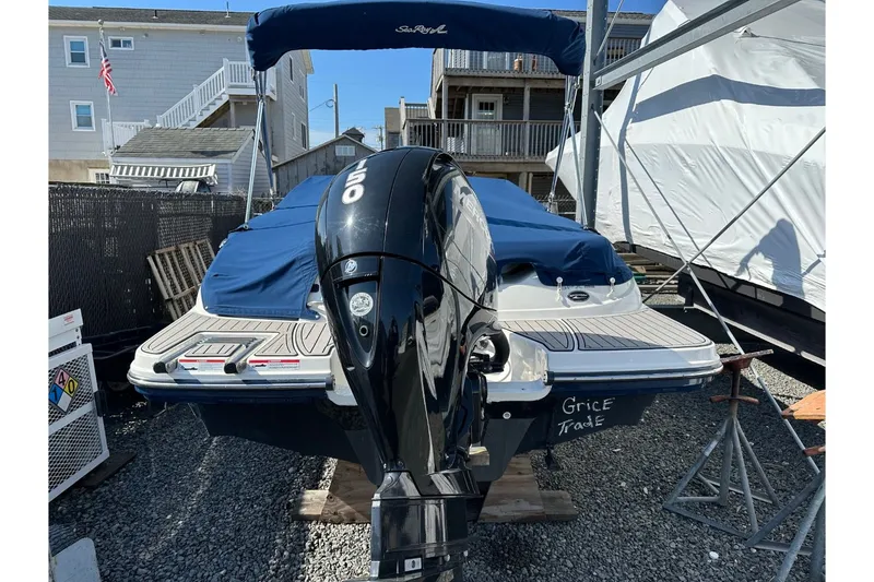 Slide: The Image of Sea Ray SPX 190 Outboard 2022 - 28
