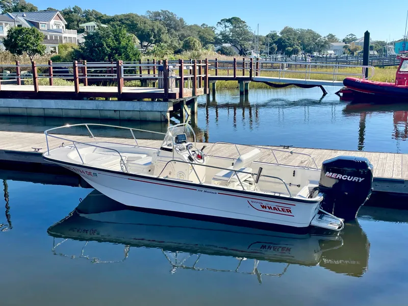 Slide: The Image of Boston Whaler MONTAUK 17MTK 2006 - 12