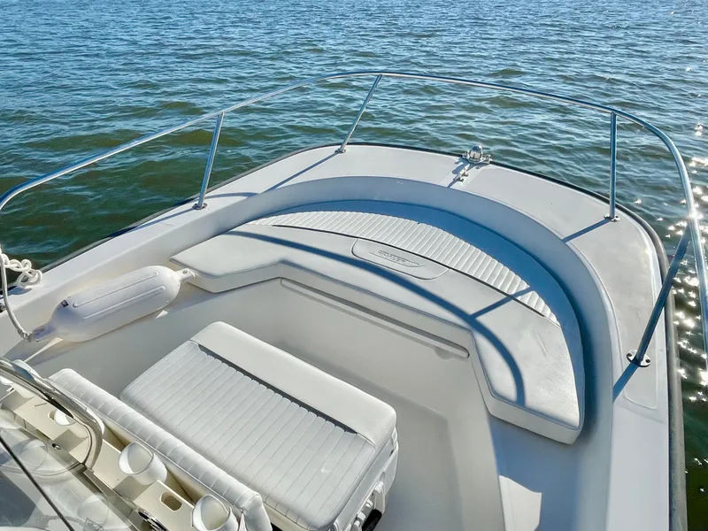 Slide: The Image of Boston Whaler MONTAUK 17MTK 2006 - 17