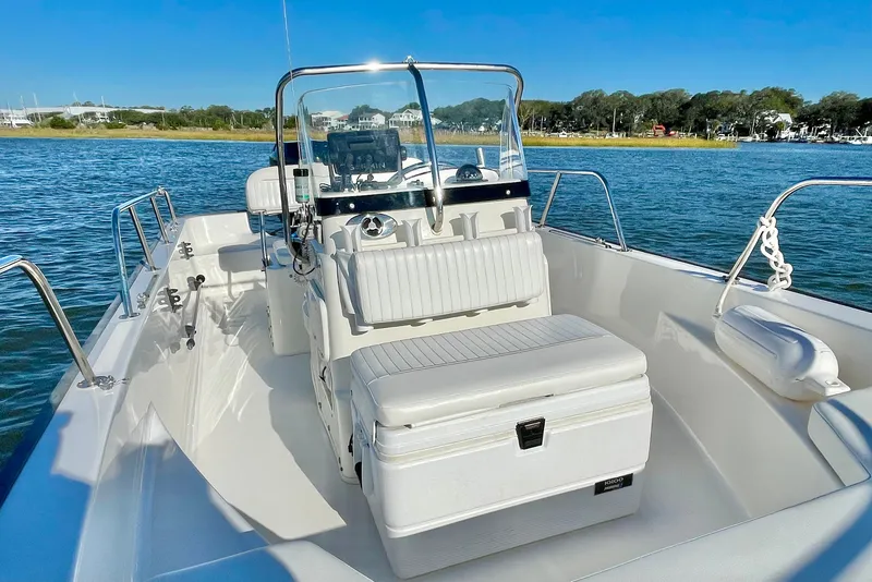 Slide: The Image of Boston Whaler MONTAUK 17MTK 2006 - 39