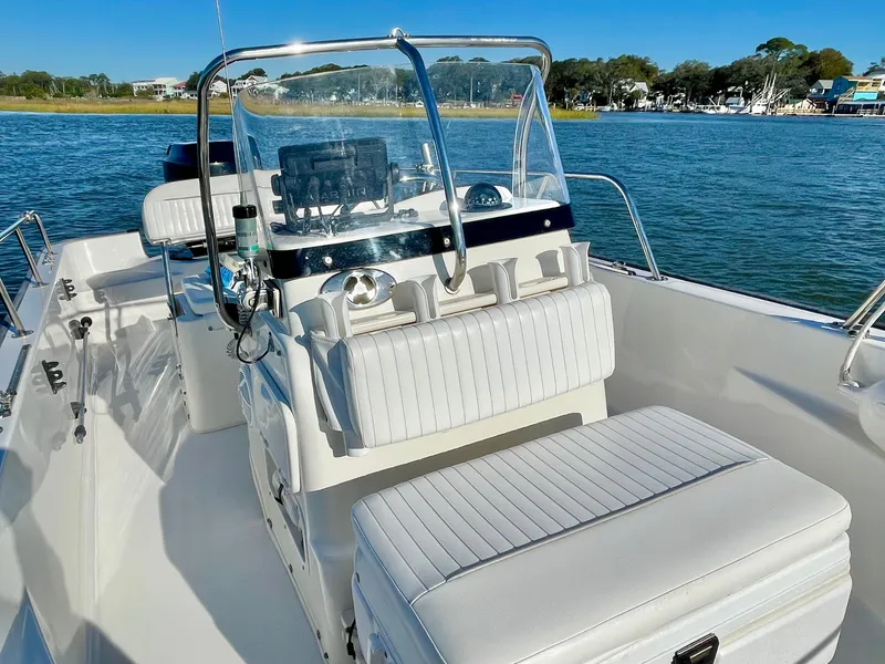 Slide: The Image of Boston Whaler MONTAUK 17MTK 2006 - 40