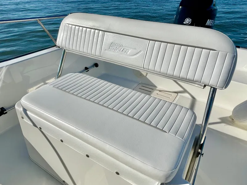 Slide: The Image of Boston Whaler MONTAUK 17MTK 2006 - 48
