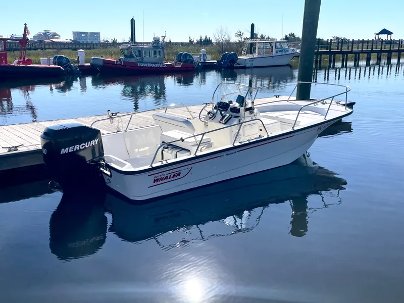 Slide: The Image of Boston Whaler MONTAUK 17MTK 2006 - 5