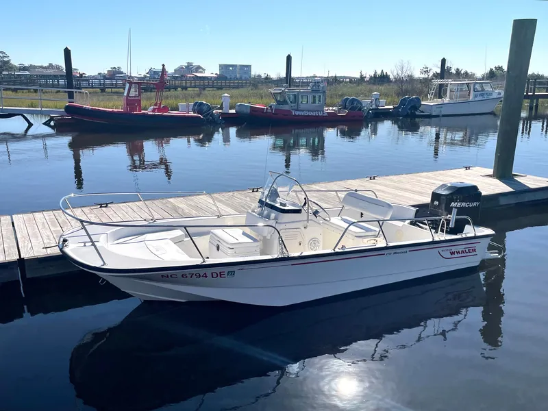 Slide: The Image of Boston Whaler MONTAUK 17MTK 2006 - 8
