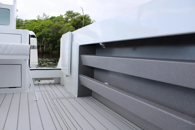 Slide: The Image of 27' 2024 Genesis Craft 2700 Cuddy Cabin - 17