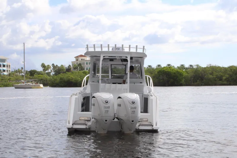 Slide: The Image of 27' 2024 Genesis Craft 2700 Cuddy Cabin - 7