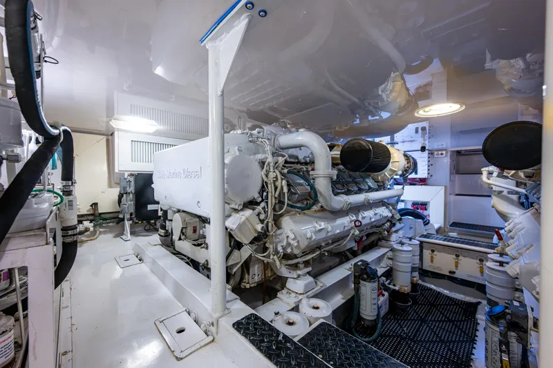 Slide: The Image of Viking 52 QUALIFIER - Engine Room - 32