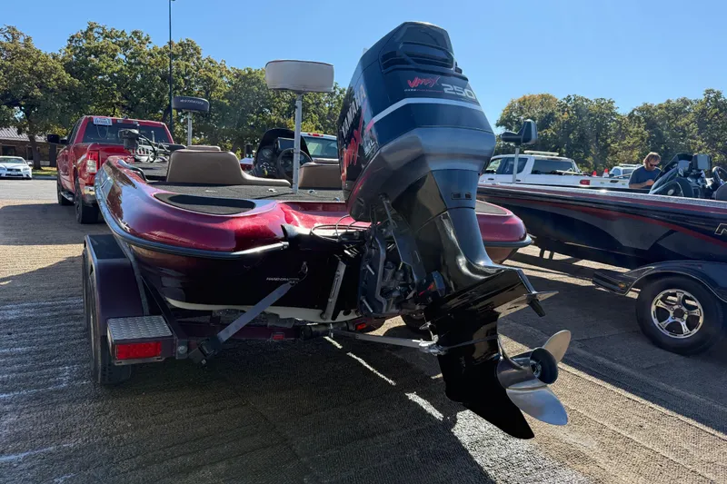 Slide: The Image of Close-up of Fortrex trolling motor on 2000 Stratos 20SS Extreme boat. - 16