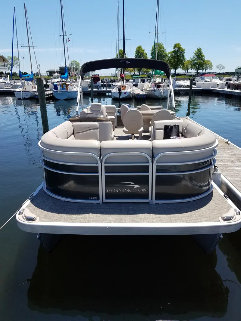 Slide: The Image of Bennington 24 SPDX 2015 - 6