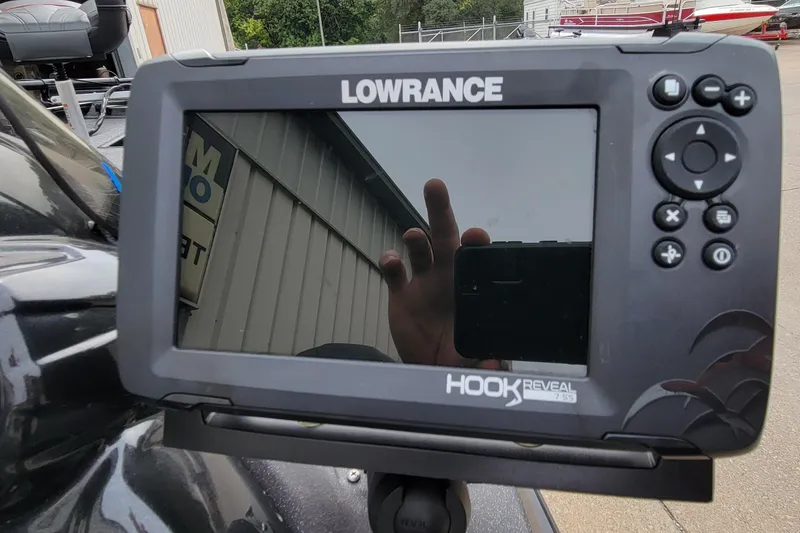 Slide: The Image of Lowrance Hook Reveal fish finder on 2022 Bass Tracker PRO TEAM 190 boat. - 19