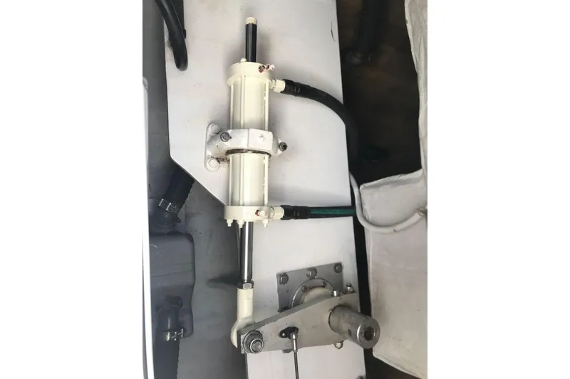 Slide: The Image of Hydraulic system component on 2014 FONTAINE PAJOT 63 yacht. - 63