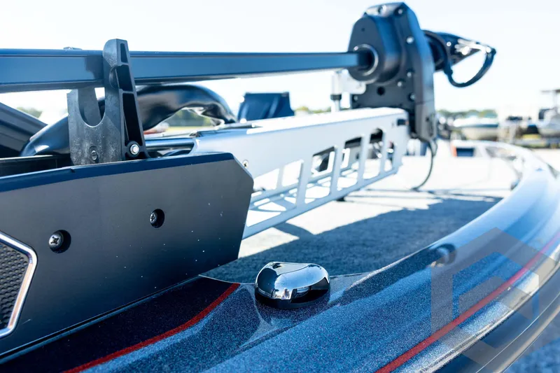 Slide: The Image of Close-up of 2026 Skeeter ZXE20 boat deck with advanced equipment. - 39