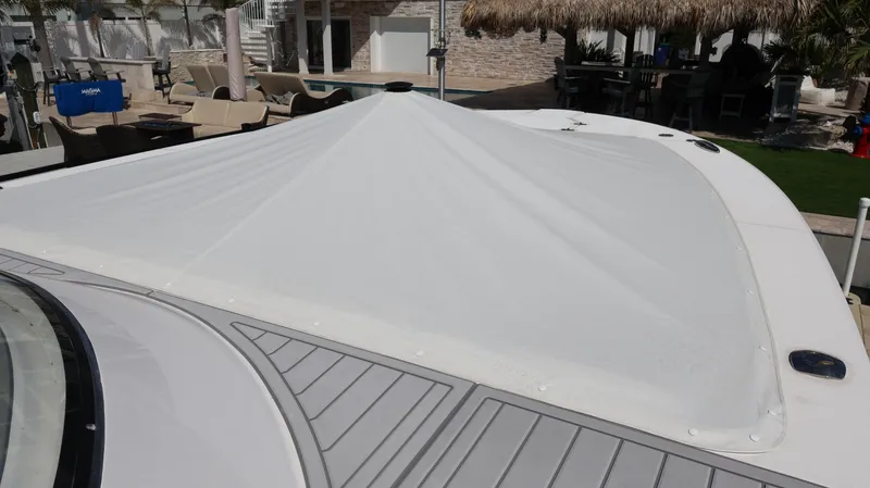 Slide: The Image of Regal 38 SAV 2022 - 77