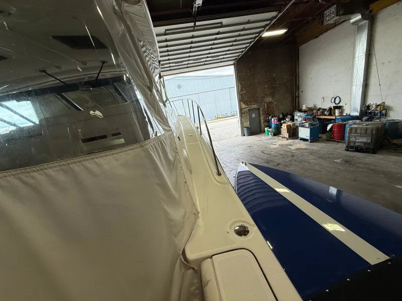 Slide: The Image of Tiara 3500 Open 2001 - 11