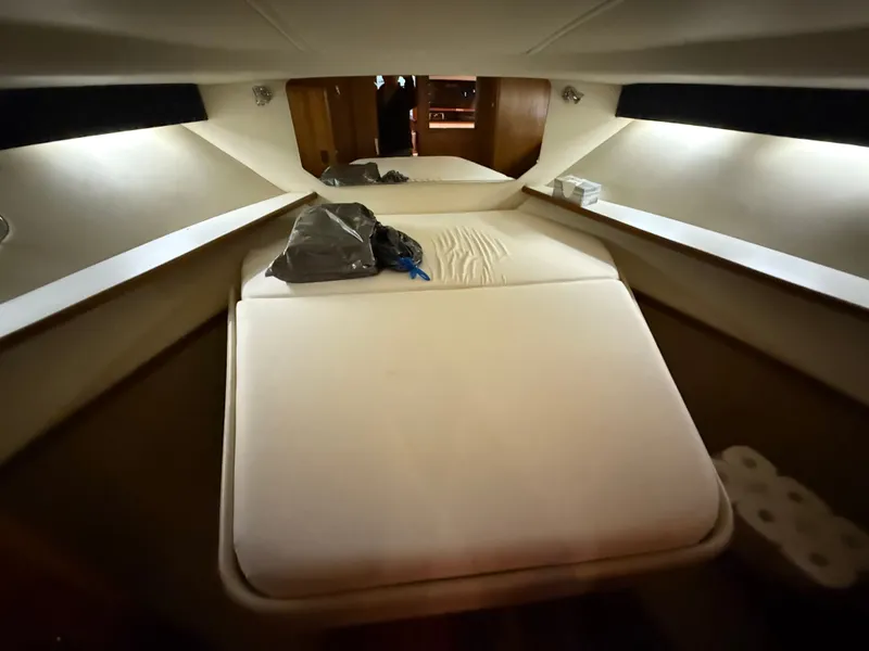 Slide: The Image of Tiara 3500 Open 2001 - 14