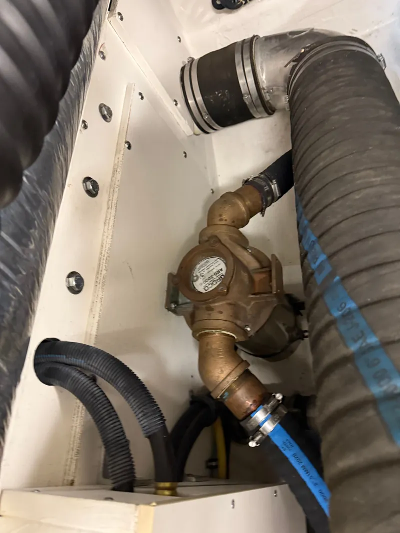 Slide: The Image of Tiara 3500 Open 2001 - 24