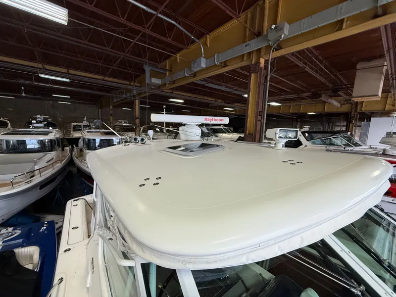 Slide: The Image of Tiara 3500 Open 2001 - 9