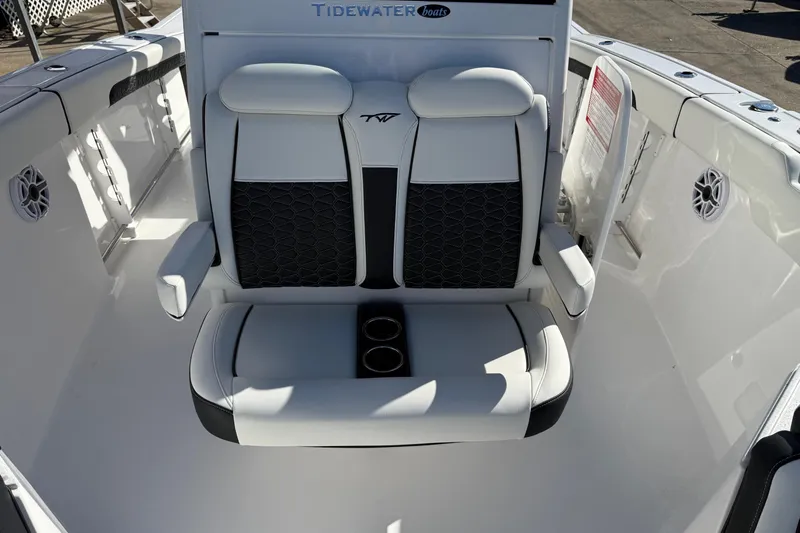 Slide: The Image of 2026 TIDEWATER 282 CENTER CONSOLE ADVENTURE CONSOLE BOW SEAT - 20