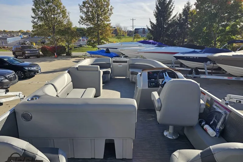 Slide: The Image of 2022 Bennington SX 21 Fishing boat interior with seating and steering console. - 43