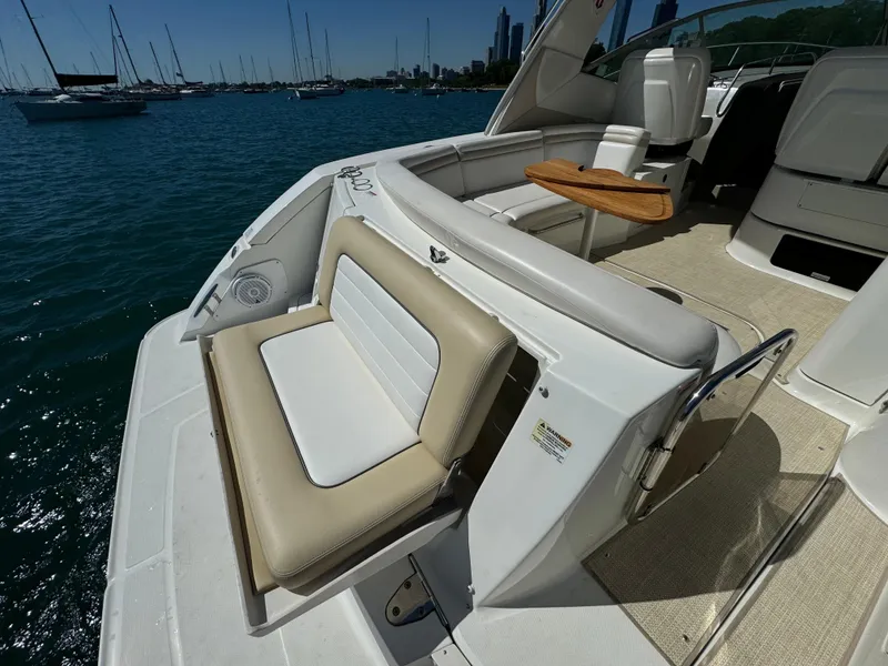 Slide: The Image of Sea Ray Sundancer 370 2010 - 14