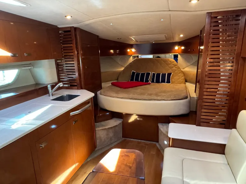 Slide: The Image of Sea Ray Sundancer 370 2010 - 25