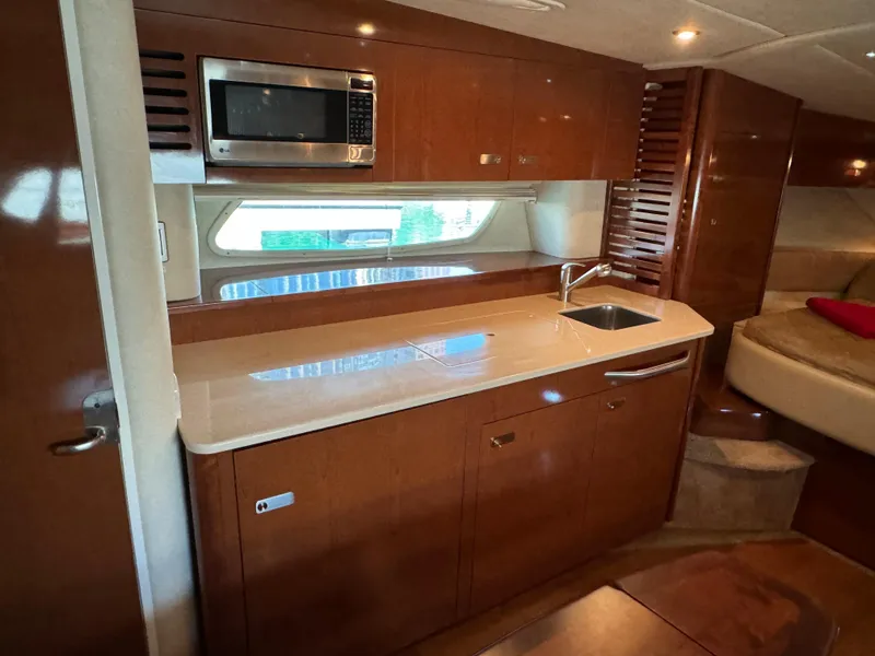 Slide: The Image of Sea Ray Sundancer 370 2010 - 26