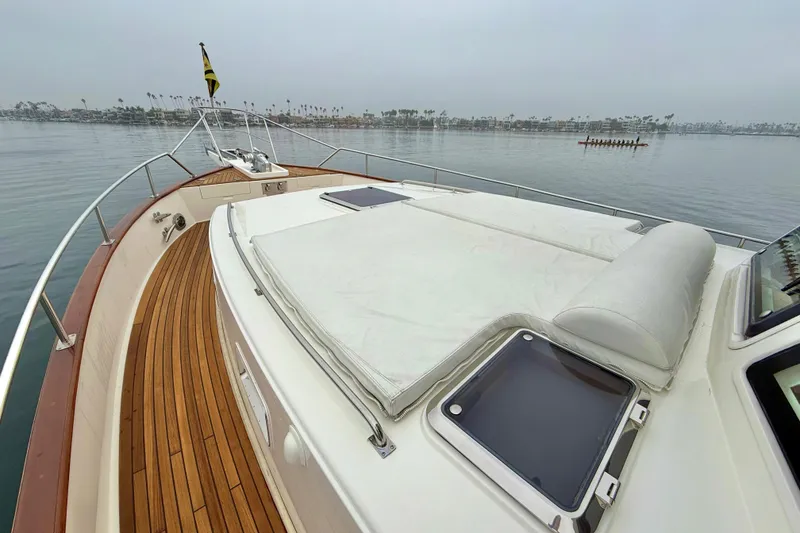 Slide: The Image of 2009 Grand Banks 47 Heritage EU yacht with teak deck and spacious sunbathing area. - 79