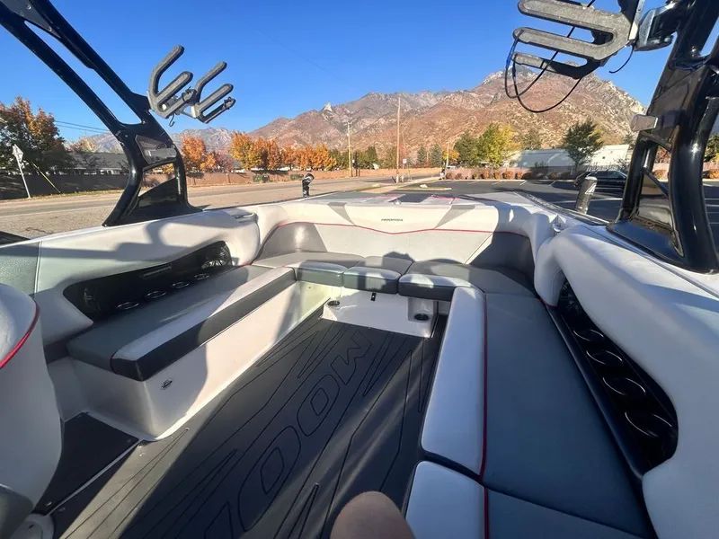 Slide: The Image of Moomba Mojo 2016 - 15