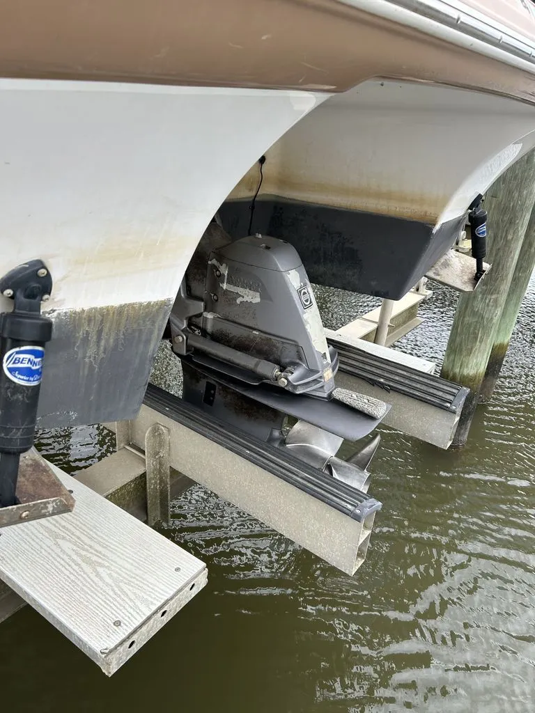 Slide: The Image of Four Winns 258 Vista 2008 - 13