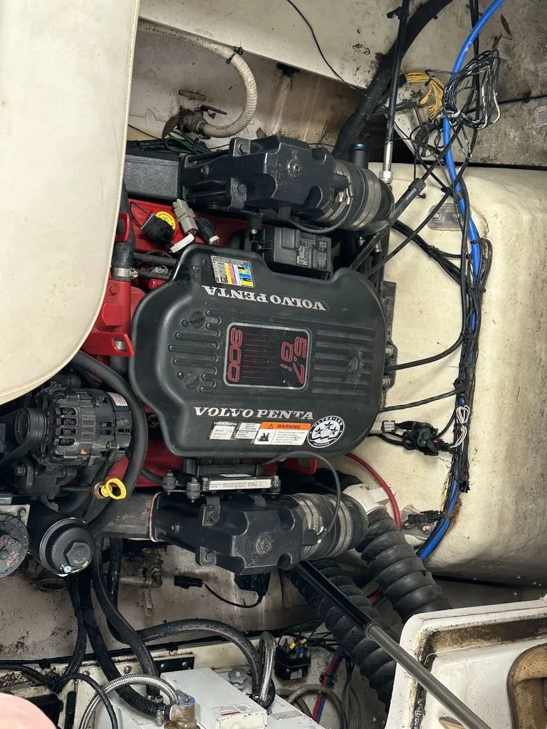 Slide: The Image of Four Winns 258 Vista 2008 - 25