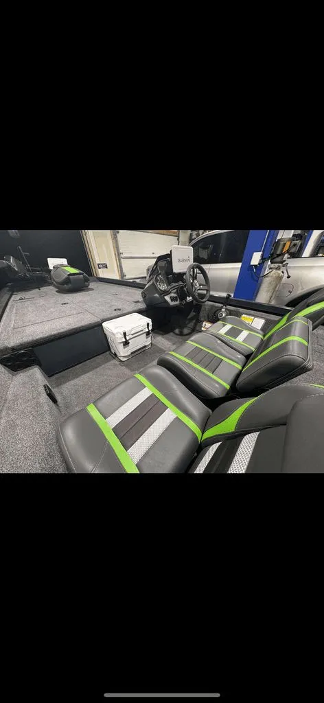 Slide: The Image of Ranger Boats RT188 2023 - 11