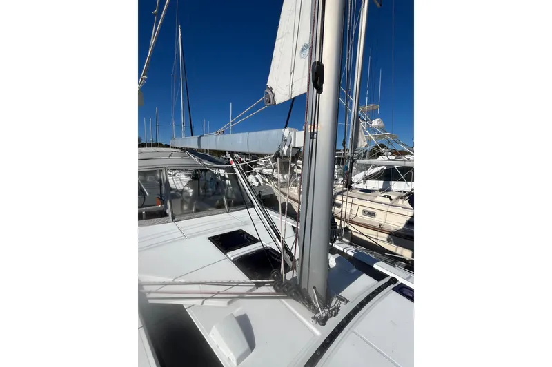 Slide: The Image of Beneteau Oceanis 46.1 2020 - 10