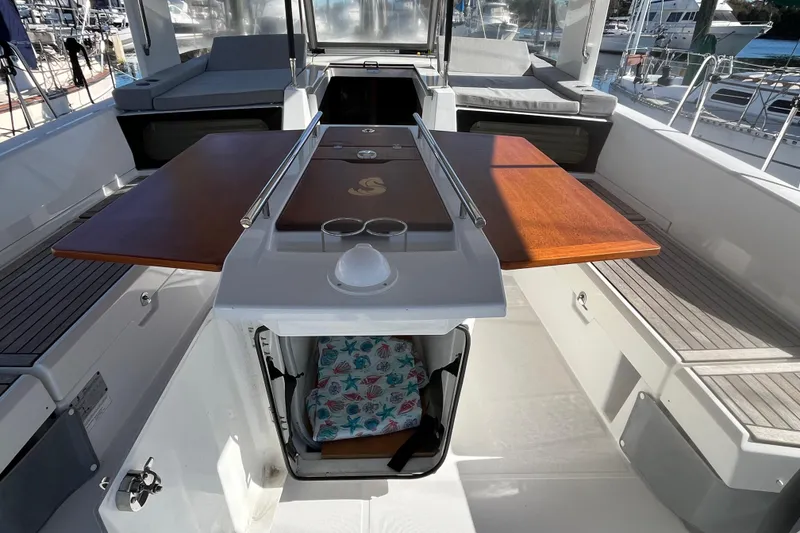 Slide: The Image of 2020 Beneteau Oceanis 46.1 - 14