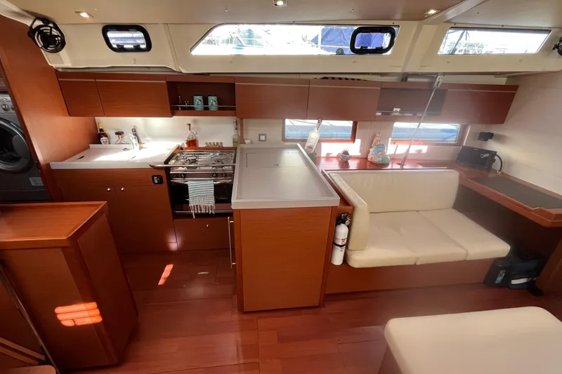 Slide: The Image of Beneteau Oceanis 46.1 2020 - 24