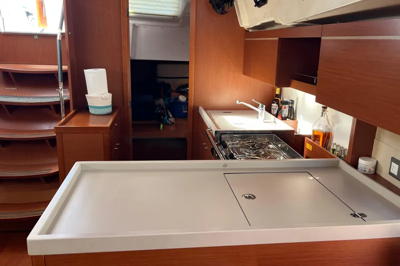 Slide: The Image of Beneteau Oceanis 46.1 2020 - 25