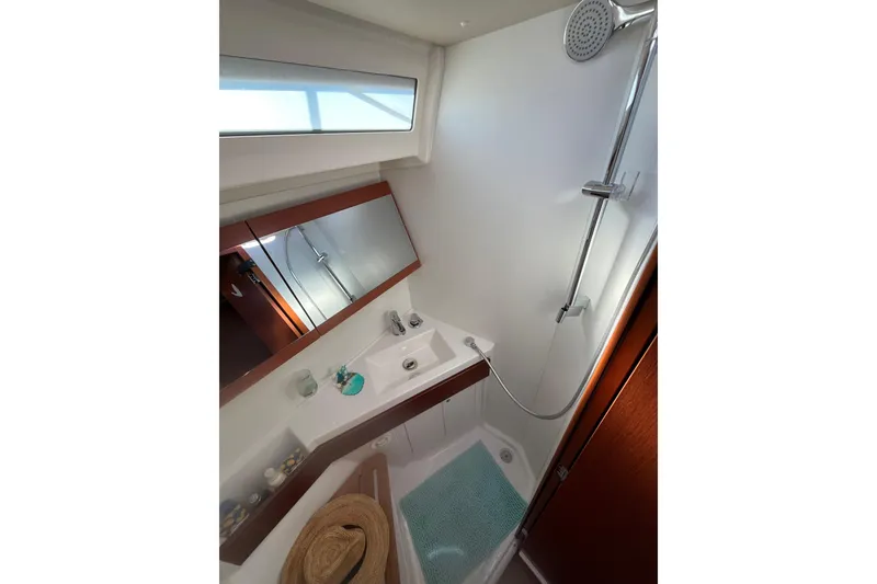 Slide: The Image of Beneteau Oceanis 46.1 2020 - 44