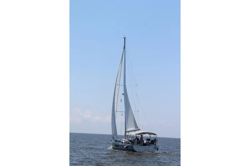 Slide: The Image of 2020 Beneteau Oceanis 46.1 - 57