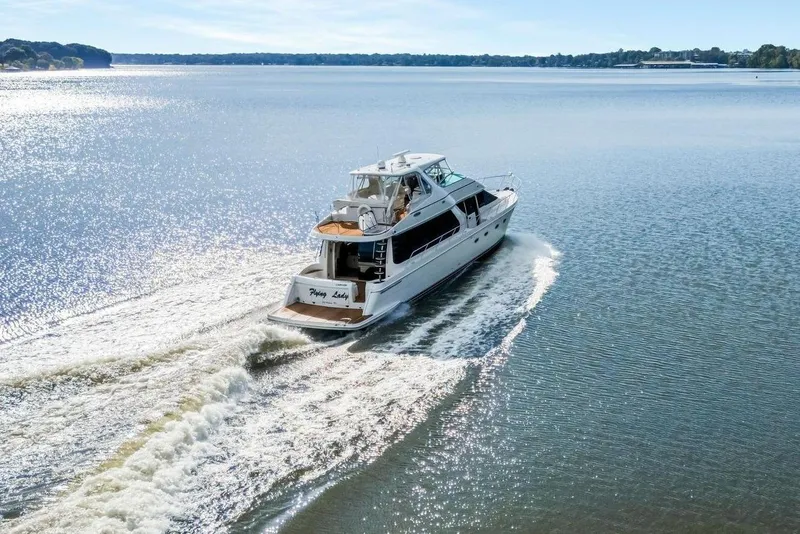 Slide: The Image of Carver 570 Voyager Pilothouse 2004 - 5