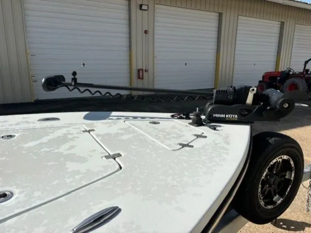 Slide: The Image of Blazer 675 Ultimate Bay 2021 - 3