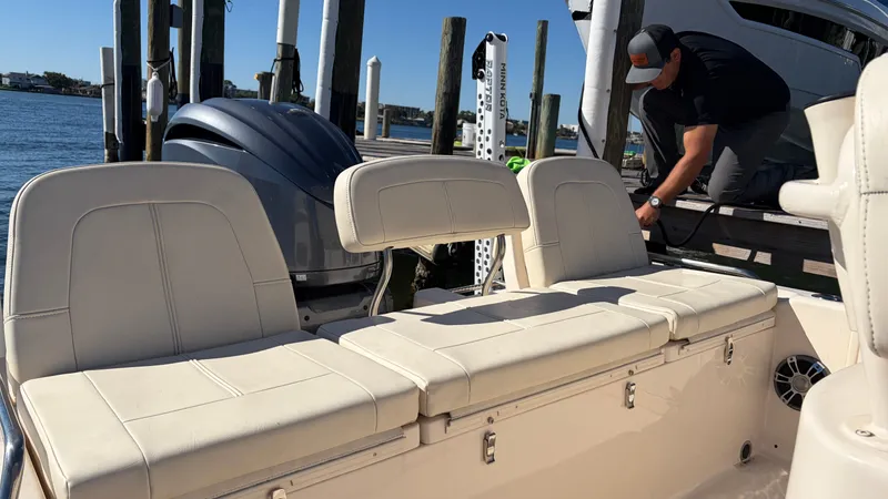 Slide: The Image of Grady-White 251 Coastal Explorer 2022 - 12