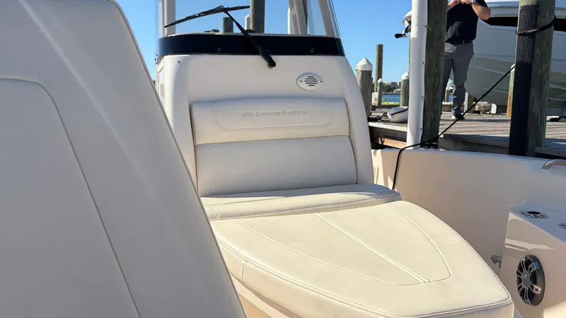 Slide: The Image of Grady-White 251 Coastal Explorer 2022 - 31