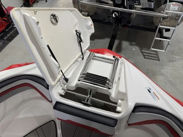 Slide: The Image of Yamaha 242X 2020 - 28