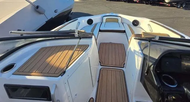 Slide: The Image of Yamaha 195S 2023 - 11