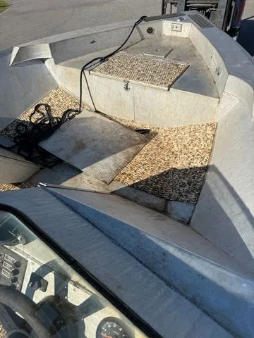 Slide: The Image of Custom Aluminum Custom 18Ft 1989 - 7