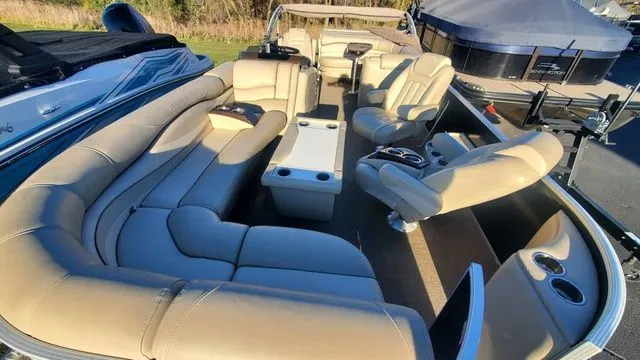 Slide: The Image of Bennington 2375 RL 2014 - 12