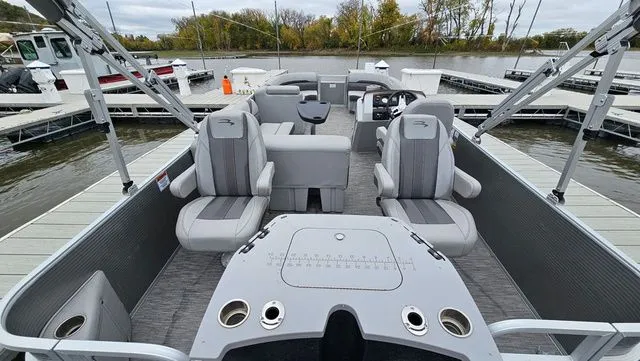 Slide: The Image of Bennington 21 SSNPXAPG 2020 - 9