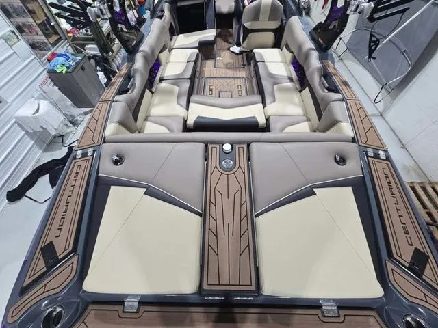 Slide: The Image of Centurion Fi25 2021 - 7