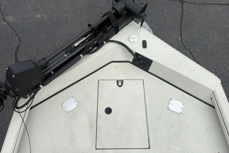 Slide: The Image of 2022 Ranger RB200 boat deck with mounted equipment and storage hatch. - 7